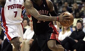 NBA: &bdquo;Pistons&ldquo; ir &bdquo;Raptors&ldquo; dvikova