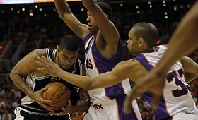 &bdquo;Suns&ldquo; krep&scaron;ininkai pergale pradėjo Vakarų konferencijos pusfinalio seriją