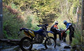 &Scaron;e&scaron;tadienį &ndash; motociklų enduro ralis!