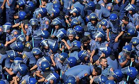 Filipinai: protestuotojai nepatenkinti politikais