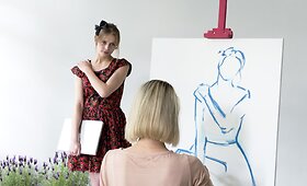 Agnė Ki&scaron;onaitė i&scaron;sirinko &scaron;iuolaikinės lietuvės veidą &ndash; dailininkei pozuos Milvydė Arlauskaitė 