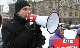 Sausio 16-osios riau&scaron;es protestu paminėjo sauja &bdquo;frontininkų&ldquo;