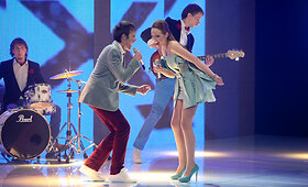 Antrasis &bdquo;Eurovizijos&ldquo; atrankos pusfinalis tviskėjo ry&scaron;kiomis spalvomis