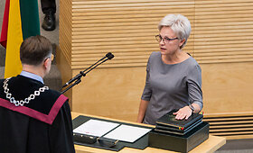 Prisiekė Seimo narė Irena Haase