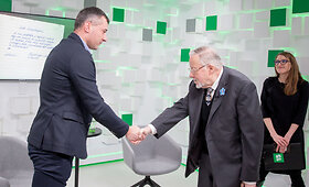 V.Landsbergio susitikimas su per sausio įvykius jam lai&scaron;ką ra&scaron;iusiu M.Mikalausku