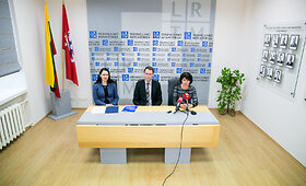 Spaudos konferencija apie apie skolų i&scaron;ie&scaron;kojimo proceso atpiginimą