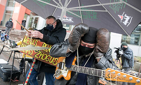 Menininkų protestas prie Lietuvos Kultūros tarybos būstinės
