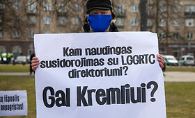 Mitingas, skirtas palaikyti Genocido ir rezistencijos centro direktorių Adą Jakubauską