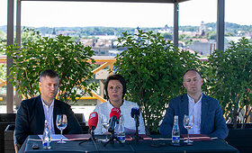 Lietuvos vie&scaron;bučių ir restoranų asociacijos spaudos konferencija