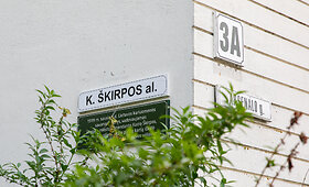 Trispalvės alėjos pavadinimas nelegaliai pakeistas į K.&Scaron;kirpos