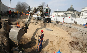 Archeologai &Scaron;ventaragio gatvėje atkasė tilto liekanas
