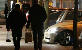 A. &Scaron;emberienės automobilis atsirėmė į stulpą.