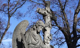 Vilniaus Rasų kapinėse &ndash; Mirusiųjų atminimo dienos nuojauta