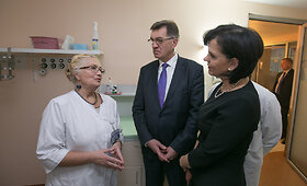 Algirdas Butkevičius lankėsi Santari&scaron;kių Nei&scaron;ne&scaron;iotų naujagimių skyriuje