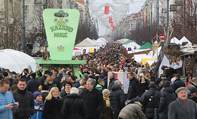 Sekmadieninį Vilnių užliejo Kaziuko mugės lankytojai