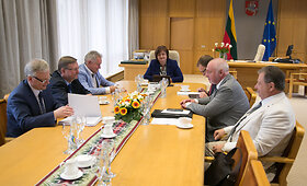 Seime Darbo partija su&scaron;aukė neeilinę Politinę tarybą 