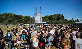 Pirmieji festivalininkai jau renkasi į Karklę