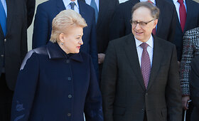 Prezidentė susitiko su NATO generalinio sekretoriaus pavaduotoju Alexanderiu Vershbow