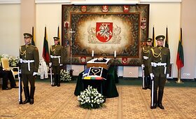 A.M.Brazauskas pa&scaron;arvotas Prezidentūroje