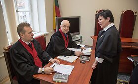 OMON pareigūnų B. Makutynovyčiaus ir V. Razvodovo byla teisme