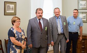 Prezidentė susitiko su LR tri&scaron;alėje taryboje darbuotojų interesams atstovaujančių profesinių sąjungų atstovais