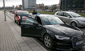 Patruliavimas su Lietuvos kelių policijos nežymėta &bdquo;Audi A6&ldquo;