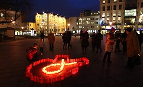 AIDS aukoms &ndash; &bdquo;Žvakių mar&scaron;as&ldquo;