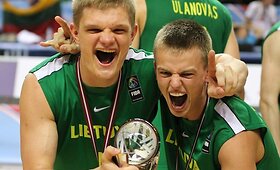 Lietuvos 19-mečių triumfo pasaulio čempionate akimirkos