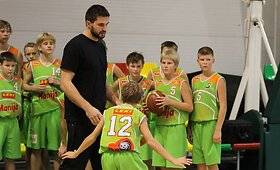 Linas Kleiza &ndash; vaikų krep&scaron;inio treneris