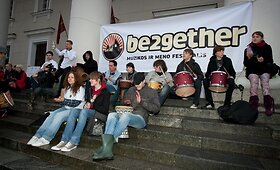 Vilniuje &ndash; muzikinė improvizacija &bdquo;Drum2gether&ldquo;