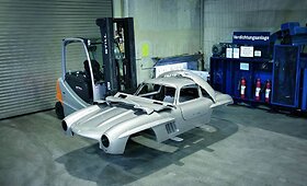 Nelegali &bdquo;Mercedes-Benz 300 SL&ldquo; kopija