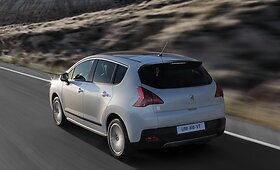 Pirmasis dyzelinis hibridas - &bdquo;Peugeot 3008 Hybrid4&ldquo;