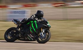 Motociklininkų sezono atidarymas Nemuno žiedo lenktynių trasoje