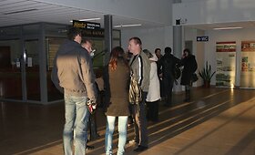 Palangos oro uoste nusileido lėktuvas su i&scaron;sigelbėjusiais nuo gaisro kelte keleiviais