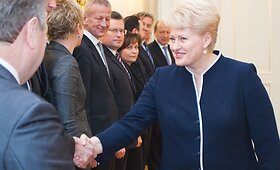 Lietuvos prezidentės Dalios Grybauskaitės susitikimas su Vyriausybe