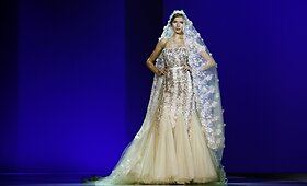 Prabanga dvelkianti &bdquo;Modessa Couture&ldquo; vakarinių suknelių kolekcija