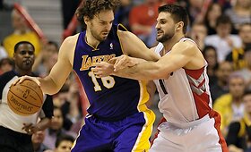 Toronto &bdquo;Raptors&ldquo; klubą palaužė Los Andželo &bdquo;Lakers&ldquo; krep&scaron;ininkai