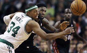 Bostono &bdquo;Celtics&ldquo; sutriu&scaron;kino Majamio &bdquo;Heat&ldquo; žvaigždes