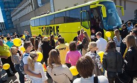 Studentų rekordas &ndash; į keleivinį autobusą sutilpo 161 žmogus