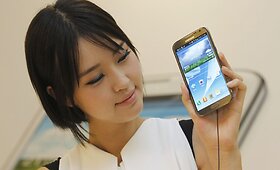 &bdquo;Samsung&ldquo; i&scaron;leido į prekybą &bdquo;Galaxy Note II&ldquo;
