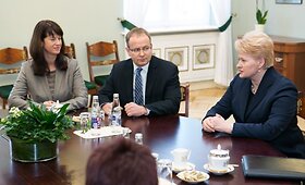 Dalia Grybauskaitė susitiko su Lietuvos, Latvijos ir Estijos ūkininkų asociacijų atstovais