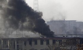 Afganistano sostinėje savižudžiai atakavo policijos būstinę 