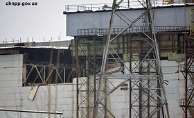 Neatlaikiusi sniego sugriuvo Černobylio atominės elektrinės 4-ojo bloko pastato dalis 