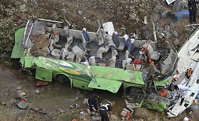 Autobusų avarijos Indijoje ir Kinijoje nusine&scaron;ė de&scaron;imtis gyvybių