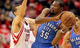 Nepasiduodantis Hjustono &bdquo;Rockets&ldquo; klubas įveikė Oklahomos &bdquo;Thunder&ldquo;