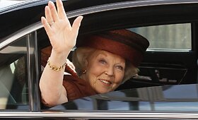 Energingoji Nyderlandų karalienė Beatrix