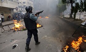 Banglade&scaron;o sostinėje per religinius neramumus žuvo mažiausiai 22 žmonės
