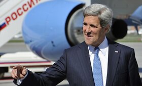 JAV sekretorius Johnas Kerry atvyko į Rusiją gerinti dvi&scaron;alių santykių