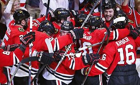 Čikagos &bdquo;Blackhawks&ldquo; ledo ritulininkai kovos NHL finale