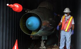 &Scaron;iaurės Korėjos laive rasti du MiG-21 naikintuvai